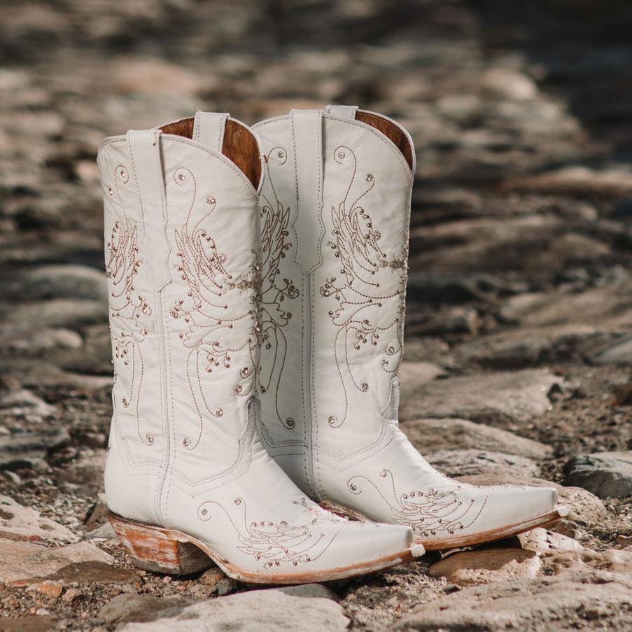 White Rhinestone Wedding Cowgirl Boots – Neon Spur