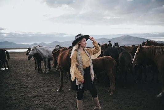 Choosing the Perfect Cowgirl Hat for Your Adventure