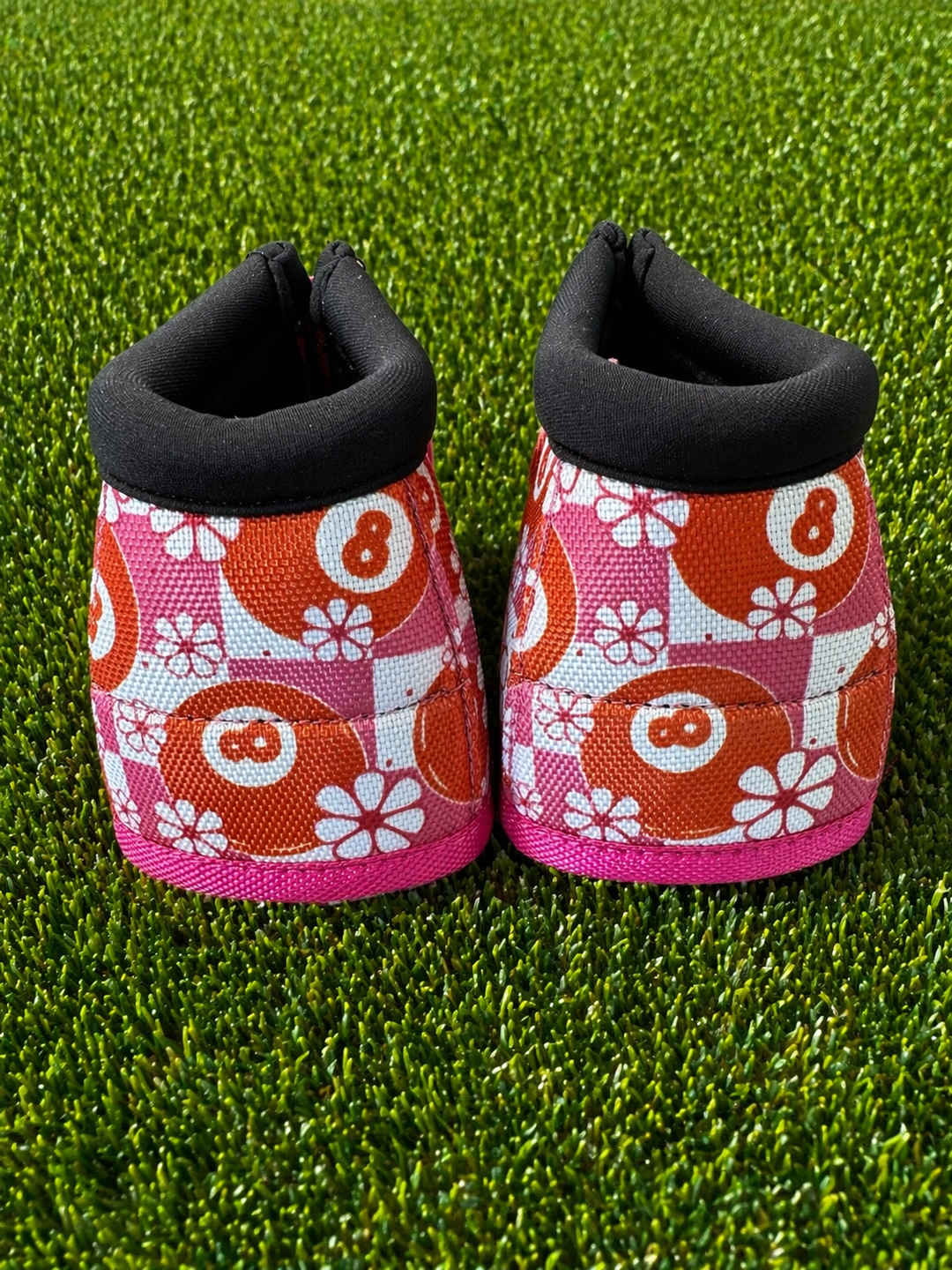 Daisy 8 No-Turn Bell Boots