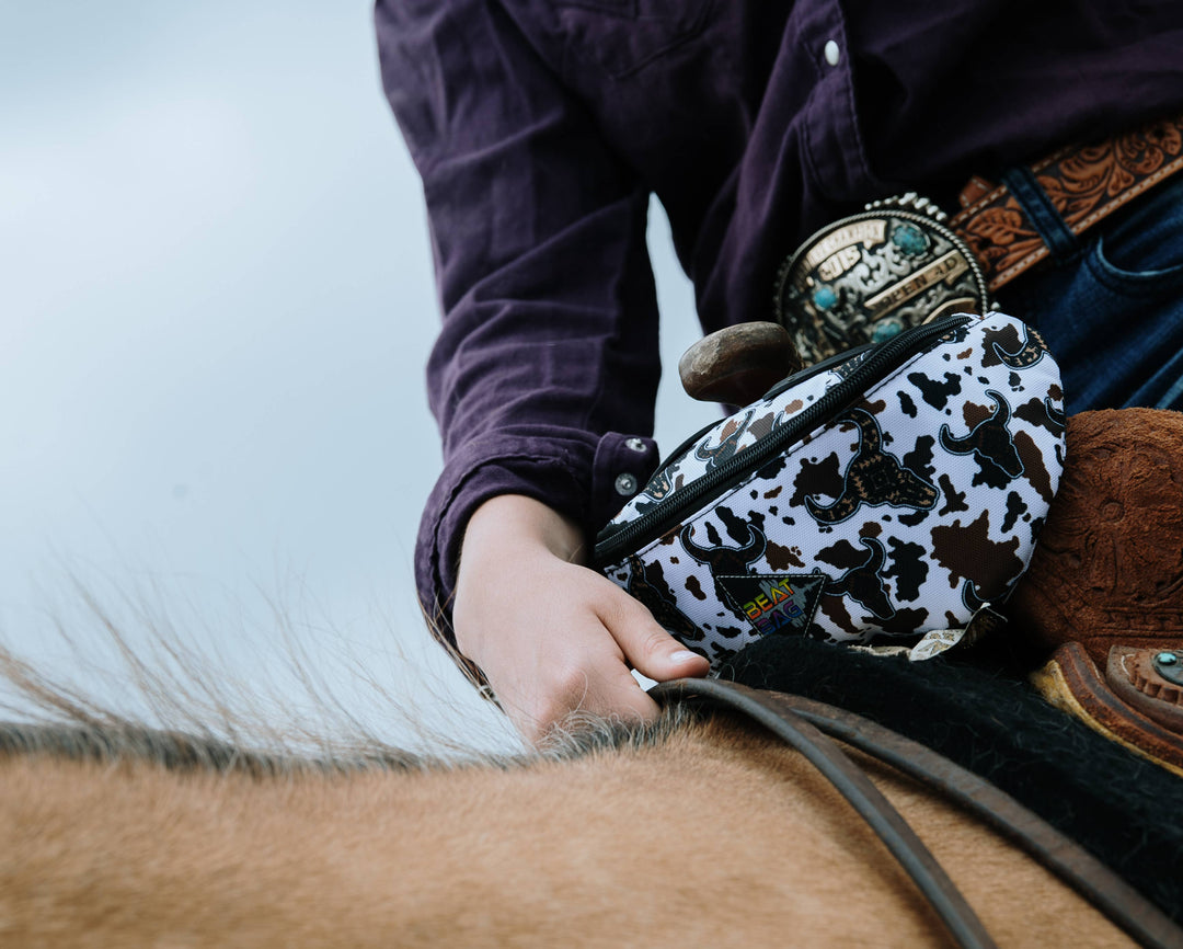 Cattle Drive Beat Bag Saddle Pouch -with Bluetooth Speakers