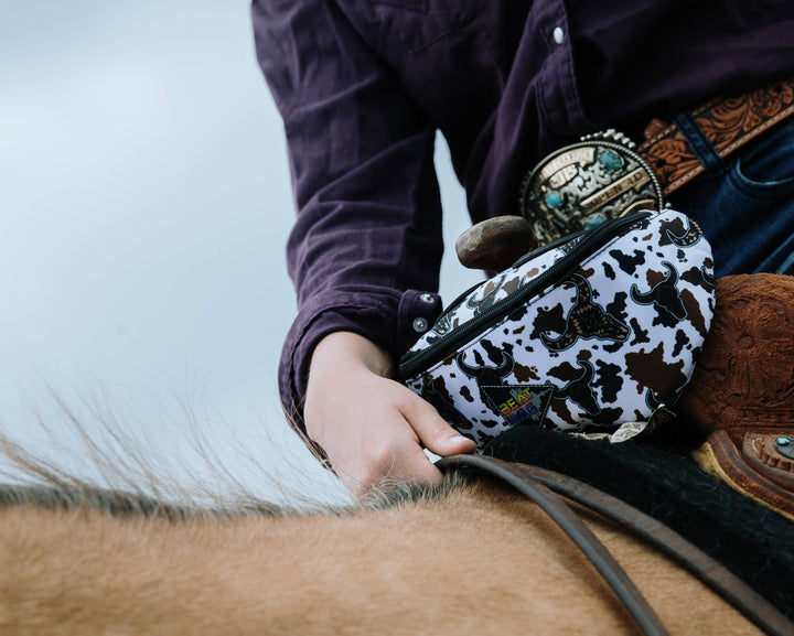 Cattle Drive Beat Bag Saddle Pouch -with Bluetooth Speakers