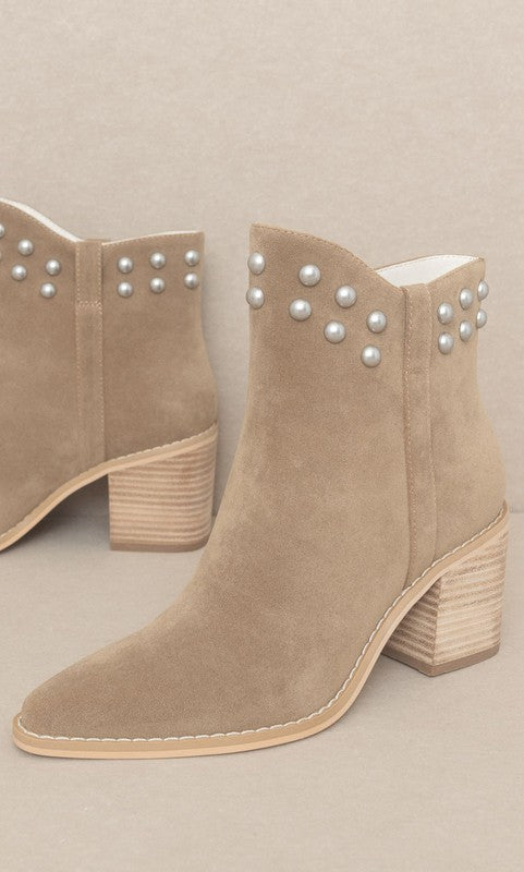 Oasis Society Alofi - Studded Collar Booties