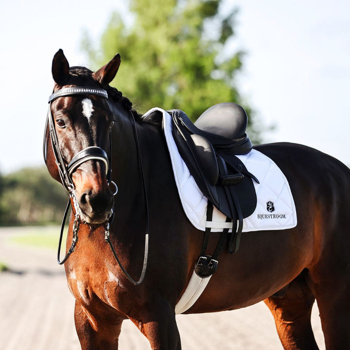 B&W - White Saddle Pad Set