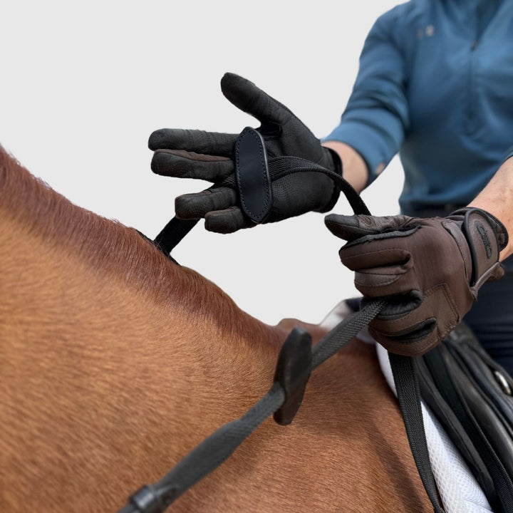 Aaron Vale Rein with 3 Slim Hand Grips CorrectConnect