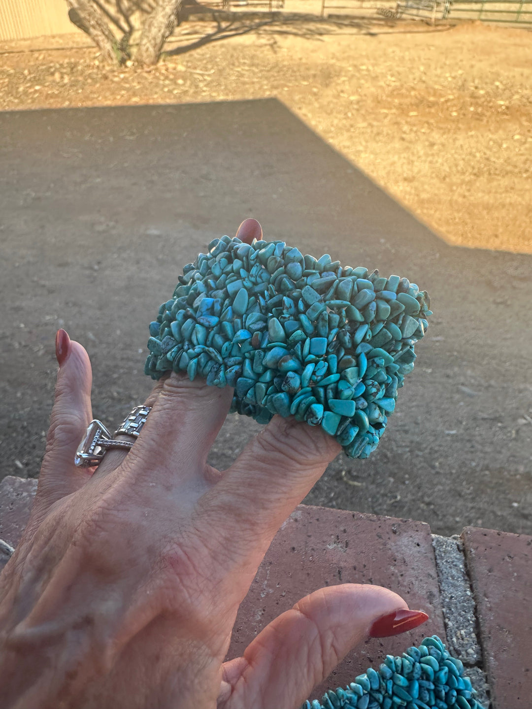 Handmade Chip Turquoise Elastic Bracelet