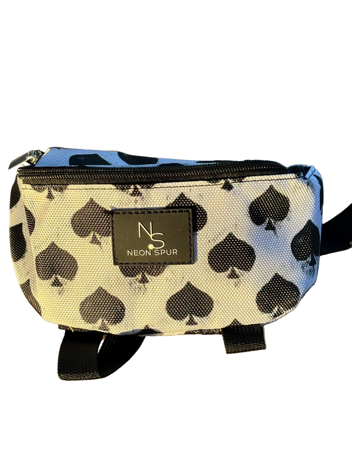 Smokin Spades Saddle Pouch