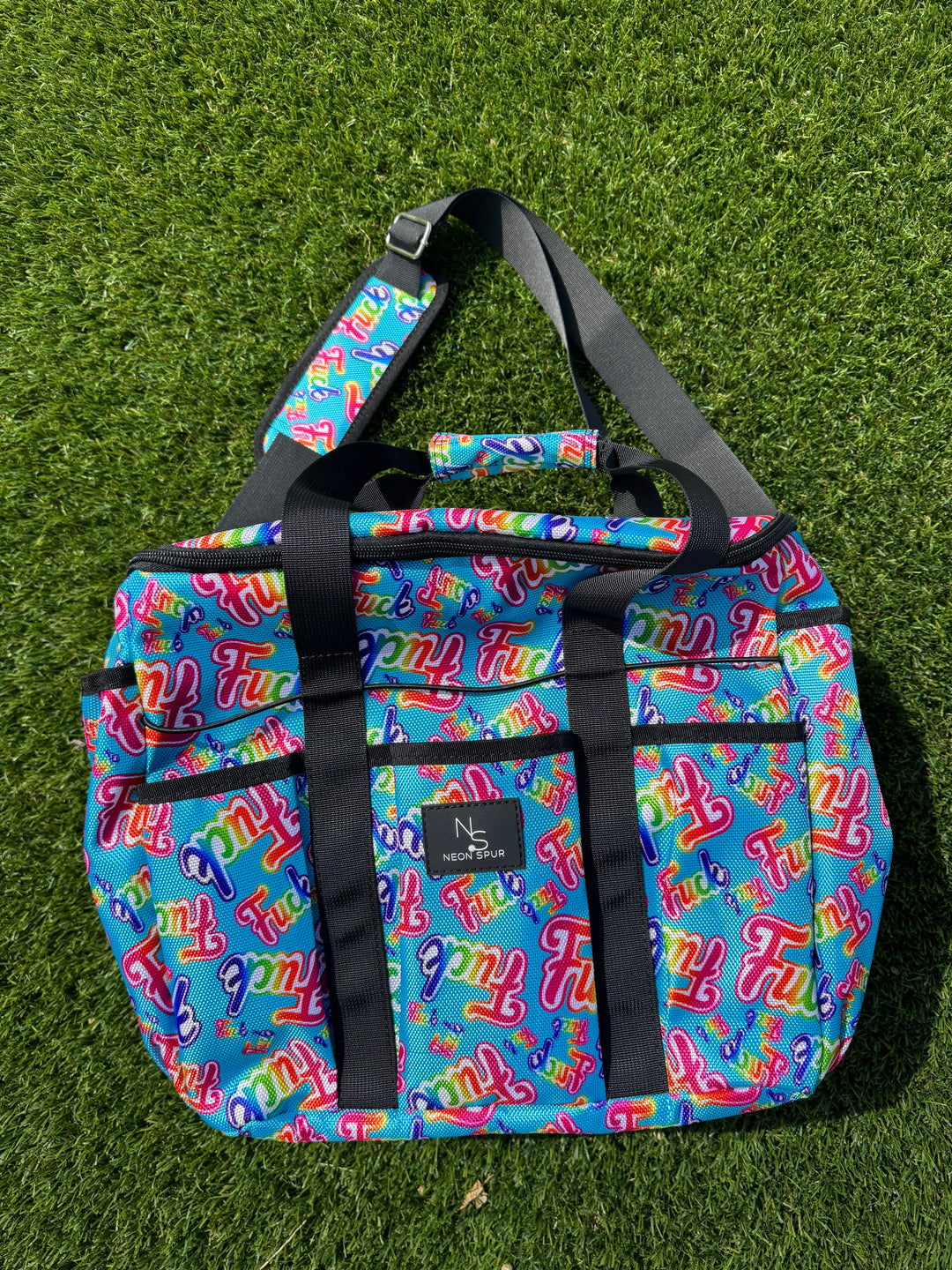 Fook Premium Grooming & Med Bag Neon Spur