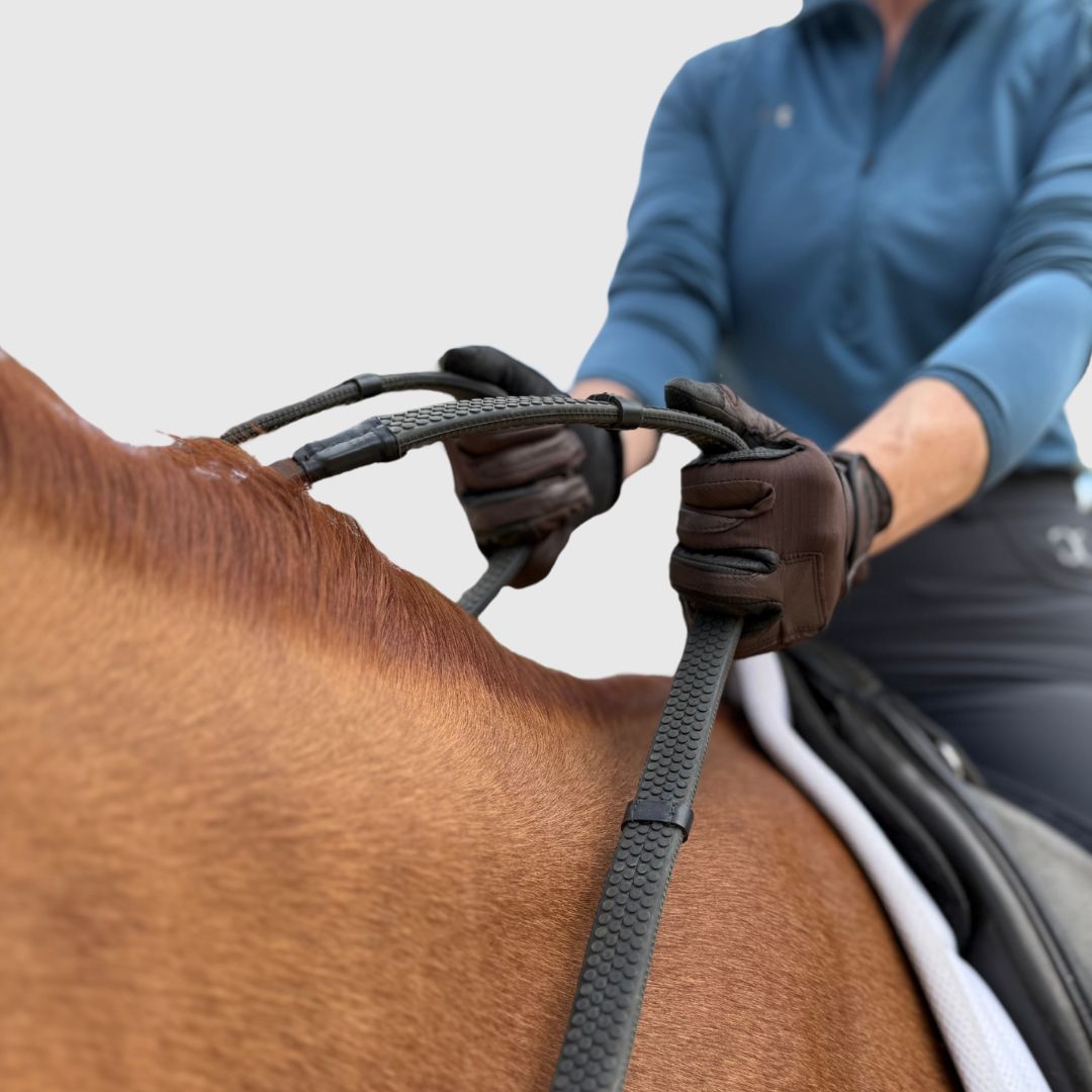Super Grip Reins -Heavy Rubber Rein for Ultimate Grip- Hand Stops 5" (13cm) Apart CorrectConnect