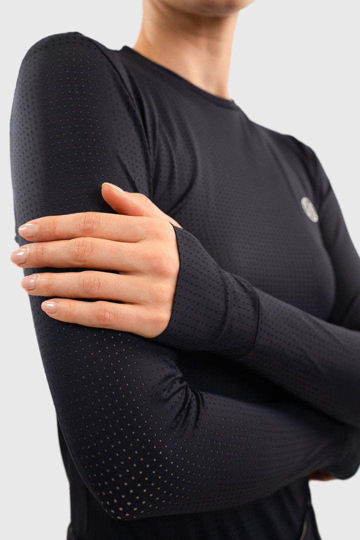 Harcour Bluvea Women's Perforated Long Sleeve Crew Neck