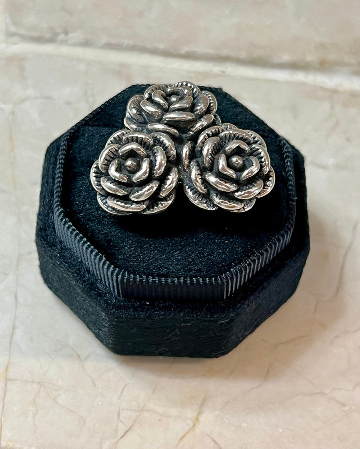 3 Roses Sterling Silver Ring