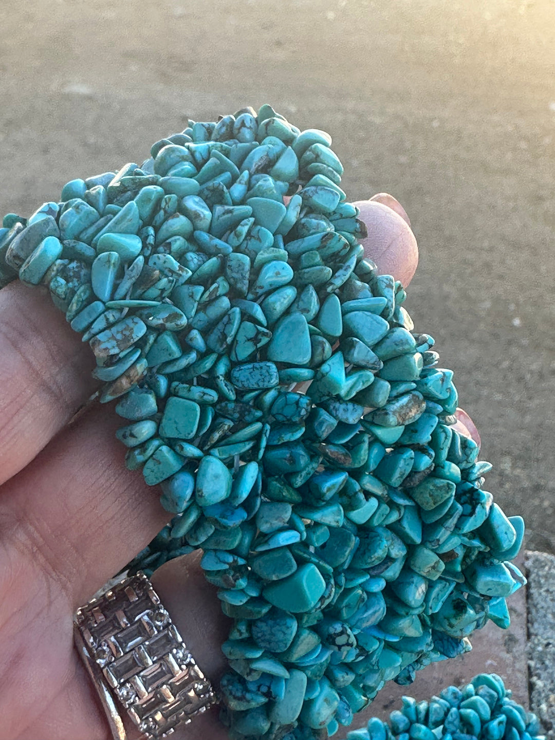 Handmade Chip Turquoise Elastic Bracelet