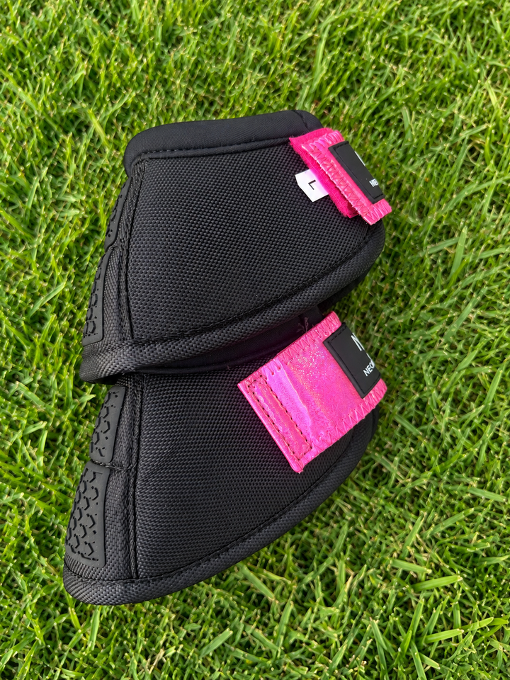 Gusto Glitter Pink Strap Black Bell Boots