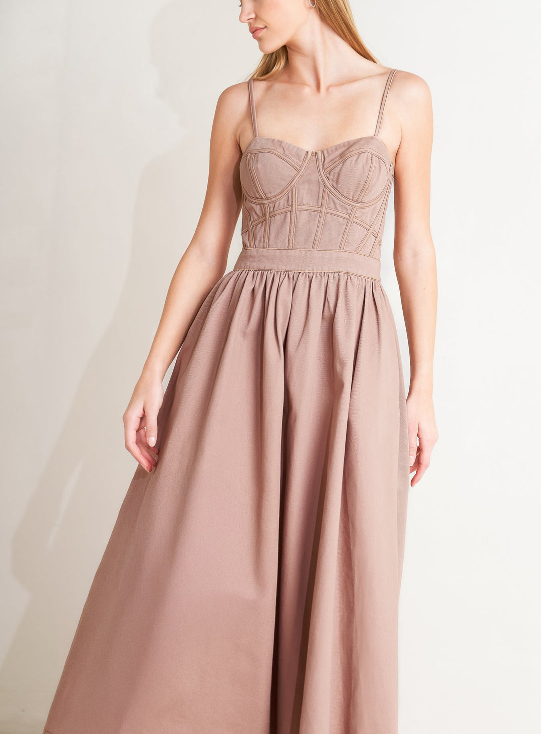 Understated Glam Woven Twill Midi Dress