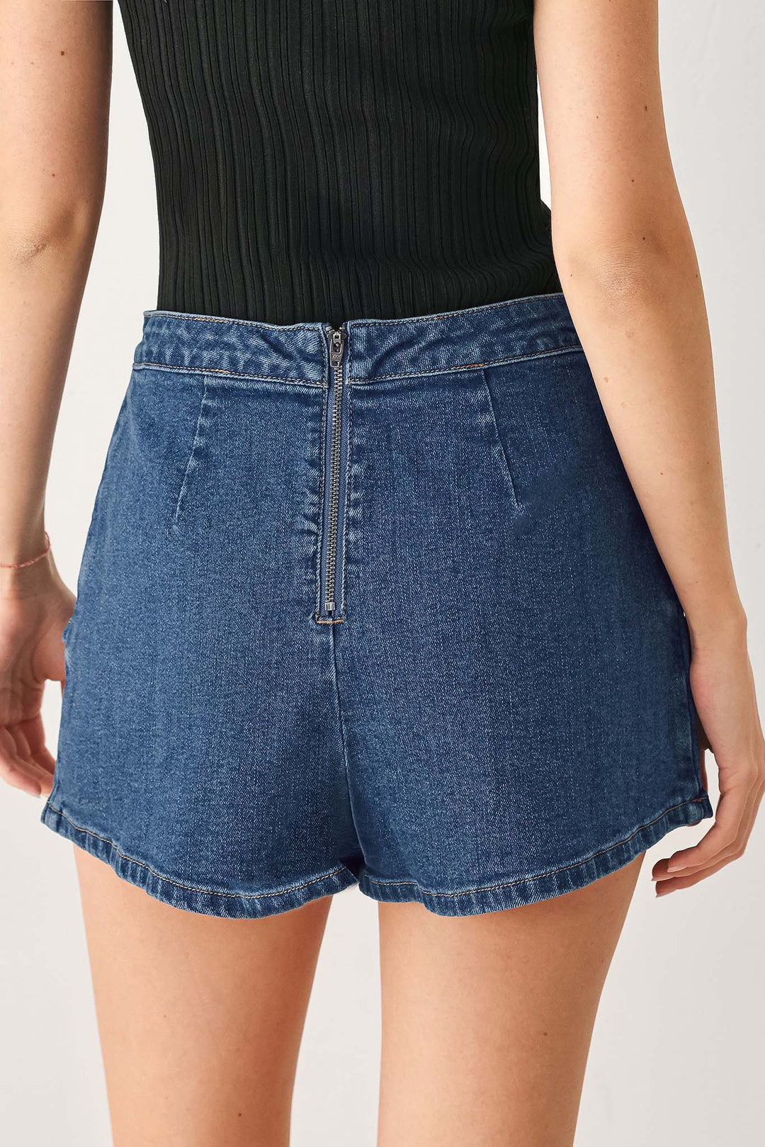 ASYMMETRIC DENIM SKORT Flying Tomato