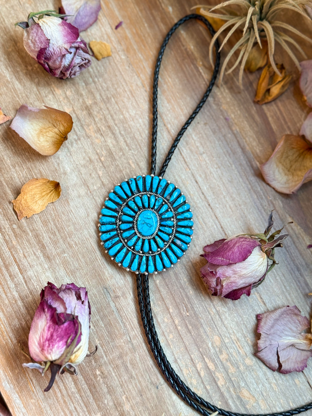 Kingman Turquoise Sterling Silver Bolo Tie – Navajo Handmade by Jesse Williams