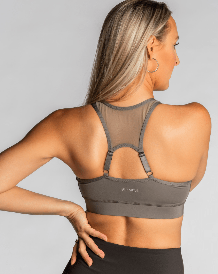The Closer Bra – Magnetic Gray Handful