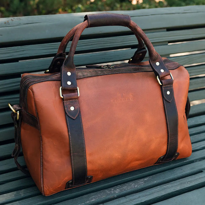 Totare Vernazza Leather Overnight Bag
