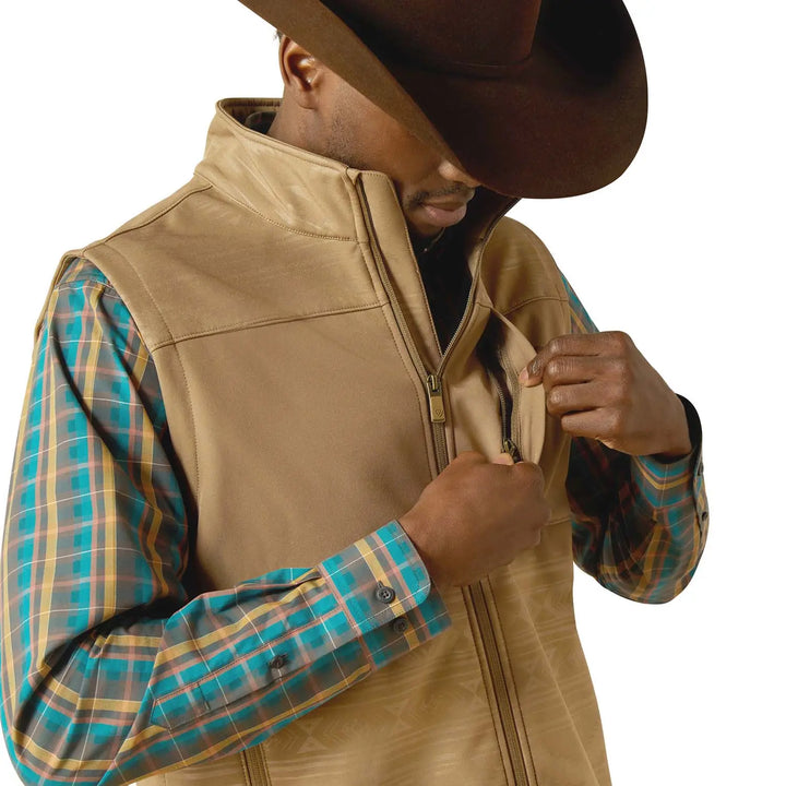 Ariat Mens "Vernon" Softshell Vest – Wind-Resistant Stretch Outdoor Vest Jeffers