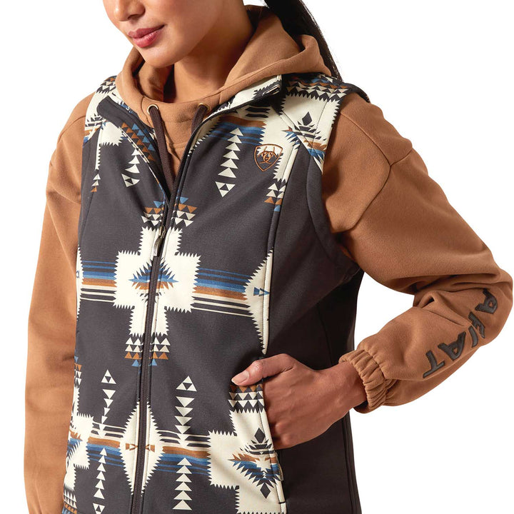 Ariat Womens Logo Softshell Western Print Vest – Durable Outdoor Layer with Zip Pockets Jeffers