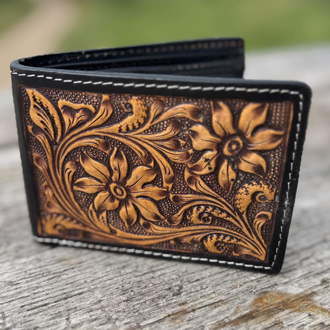 Men’s Western bi-fold wallet with floral designs by Double B Wild Rags Double B Wild Rags