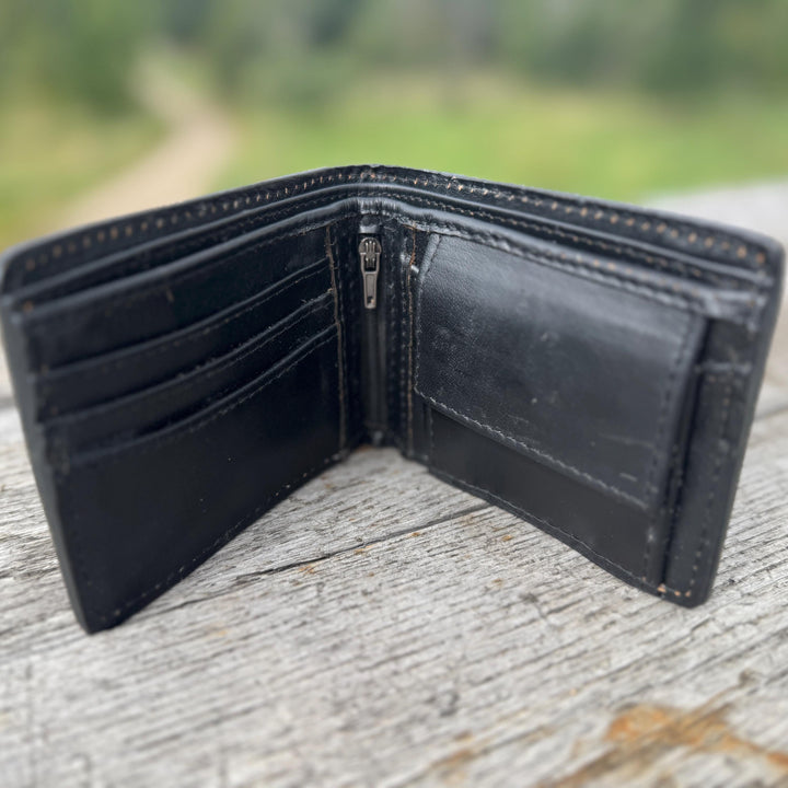 Men’s Western bi-fold wallet with floral designs by Double B Wild Rags Double B Wild Rags