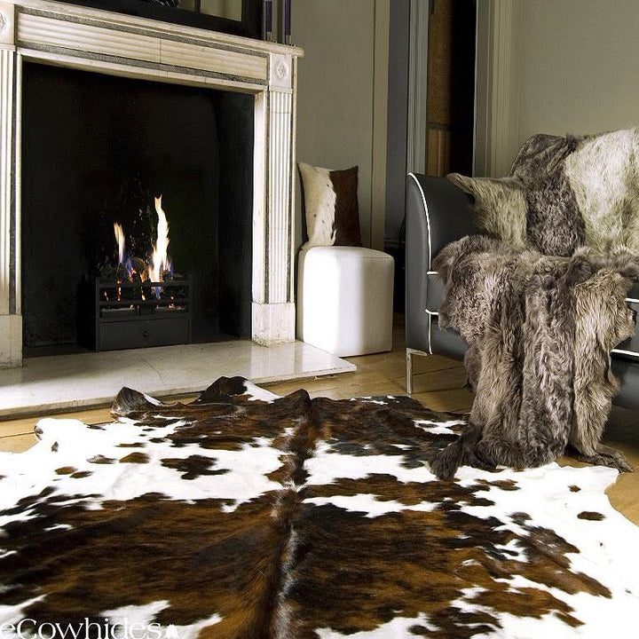 Tricolor Brazilian Cowhide Rug: Large